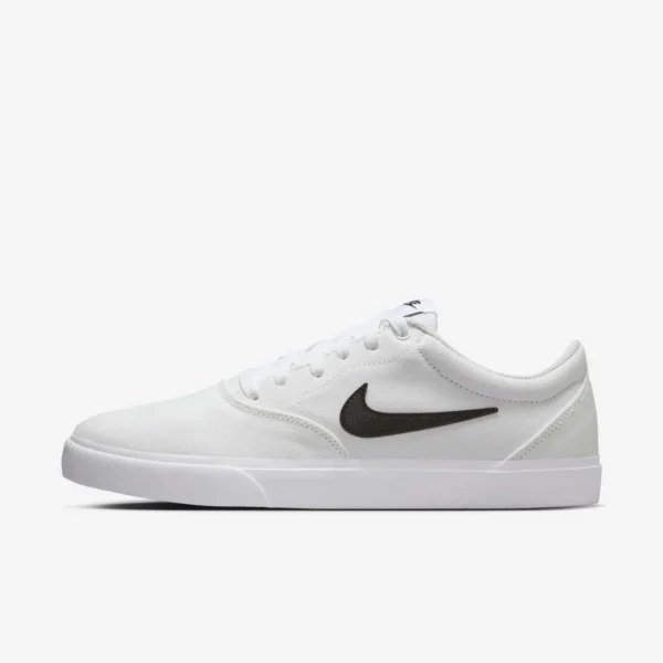 Nike Charge Canvas